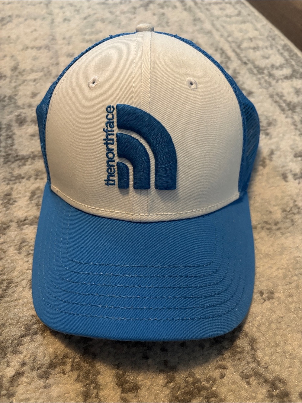 The North Face White and Blue Mesh Logo Cap